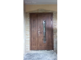 Usi metalice de intrare