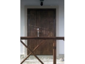 Usi metalice de intrare